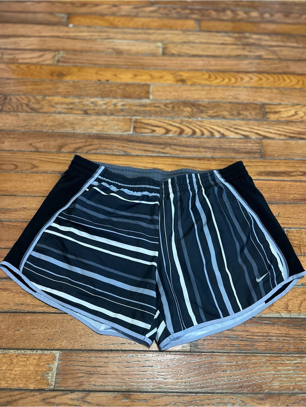 Nike Black & Gray Striped Women's Athletic Shorts size M